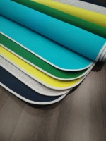 Matelas en feutre 100 % polyester personnalisé, anti-humidité, isolation contre le froid, options de dureté et d'épaisseur multiples, coussin de sommeil uni pour chambre à coucher