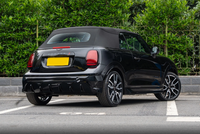 MINI Cooper S Cabrio 2.0T Turbo 204 ch Premium 2 portes Essence Voiture de sport pour l'exportation 2026