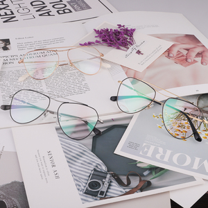 <span class=keywords><strong>Double</strong></span> <span class=keywords><strong>Pont</strong></span> Rose Or Chine En Gros Fantaisie Rétro Dames Titane Mode Lunettes Cadre - Product Image 6