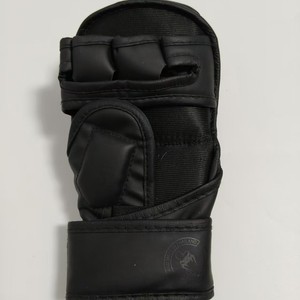 <span class=keywords><strong>Guantes</strong></span> de MMA Profesionales de 7 oz en Negro Mate para Entrenamiento Sanda Sparring Grappling Muay Thai con Diseño Impreso Tallas 6 oz 8 oz para Gimnasios - Product Image 2
