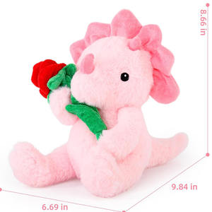 8441 Adorable peluche rose Triceratops, jouet <span class=keywords><strong>dinosaure</strong></span> tenant une rose, cadeau de la Saint-Valentin pour les petites amies, jouets dinosaures roses - Product Image 4