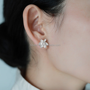 Pendientes de Flor de Narciso Rosaeflora "Comienza a Amarte a Ti Mismo", Plata de Ley 925 Auténtica, Joyería Fina - Product Image 5