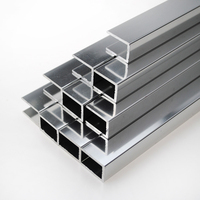 Fabricant de profilés en acier Q355B Q235B, acier en U laminé à chaud pour projets de construction