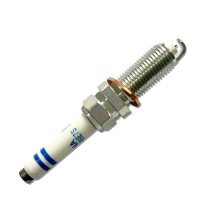 Bujías de Alta Calidad en Oferta, Bujías de Iridio para Autos, Bujías para Autos Toyota Japoneses SILZKFR8E7S 90654 - Product Image 1