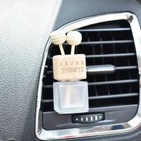 Vente en gros 8ml sortie d'air automatique pince givrée parfum vide voiture désodorisant conteneur bouteille voiture évent diffuseur d'huile bouteille