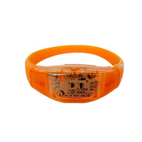 Bracelets LED personnalisés en silicone qui brillent dans le noir, avec commande vocale, clignotants et activés par le son, pour les fêtes