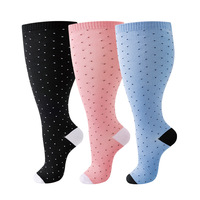 Chaussettes de compression rayées en tricot pour femmes, hauteur genou, antidérapantes, absorbant la transpiration, pour yoga, course à pied, voyage, sport, vente en gros
