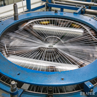 Machine à tresser les tuyaux d'incendie pour la production de tuyaux de lutte contre l'incendie, équipement de tissage automatique