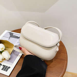 Sac à bandoulière rétro minimaliste en PU pour femme, sac multifonctionnel pour femme, sac à main uni pour femme - Product Image 3