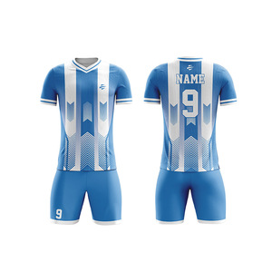 Camiseta de Fútbol Estampada a Color Más Vendida, Oferta Especial, 100% Poliéster, Ropa de Fútbol Cómoda para Clubes, Nombres de Equipos Personalizados - Product Image 2