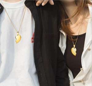 Collier en acier inoxydable avec coeur brisé <span class=keywords><strong>pour</strong></span> Couples, pendentif de couple avec deux cœurs en or 18k, 316l, offre spéciale - Product Image 4