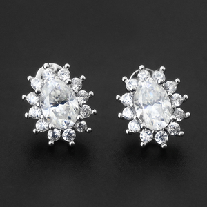 Oval Cut 2CT Sunflower Halo Moissanite <b>Stud</b> <b>Earrings</b> D VVS1 18K Gold Plated <b>Earrings</b> for Women Wholesale - Product Image 1
