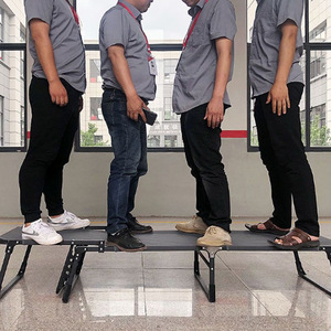 <span class=keywords><strong>Lit</strong></span> <span class=keywords><strong>de</strong></span> camping <span class=keywords><strong>pliable</strong></span> pour usage extérieur, <span class=keywords><strong>lit</strong></span> <span class=keywords><strong>de</strong></span> sieste portable pour une personne avec un design simple, cadre en acier inoxydable et tissu Oxford - Product Image 3
