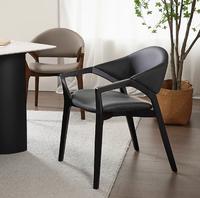 Chaise de salle à manger en bois de frêne massif de style nordique, avec accoudoirs, design simple et moderne, adaptée pour les restaurants et les hôtels
