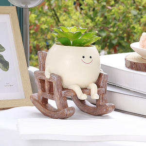 Jardinière assise originale des terriens, jardinière mignonne pour plantes, jardinière amusante en céramique de 3.5 pouces avec drain - Product Image 1