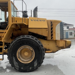 รถตักล้อยางวอลโว่ L150E มือสอง ขนาด 25 ตัน เครื่องจักรก่อสร้าง - Product Image 3
