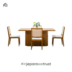 Juego de Comedor Emir: Crea Momentos Inolvidables con el Juego de Comedor Emir que Combina Madera de Teca Resistente y Asientos Tapizados de Lujo - Product Image 3