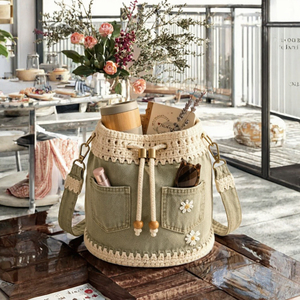 Bolso de hombro cruzado de mezclilla con cordón y bordado de margaritas para compras diarias y viajes - Product Image 3