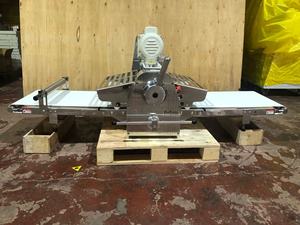 OEM électrique réversible dessus de table Pizza Croissant Pâte à pâtisserie Rouleau laminoir Machine convoyeur à courroie équipement de boulangerie entraîné - Product Image 3