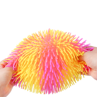 Nouveau design OEM Pastèque Puffer Ball TPR Light up Squishy Fluffy Bushy Ball Nouveauté Jouet Fidget Jouets pour enfants