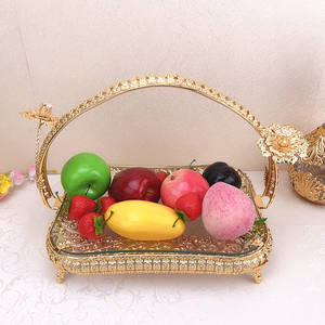 Plateau à fruits secs de calligraphie islamique pour la décoration du Ramadan, base en fer plaqué or avec des plaques en verre d'art arabe - Product Image 6