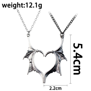 Collier Cœur Ailé Sombre Vintage, Pendentif Aile d'Ange/Démon Punk, Bijou pour Amoureux, Cadeau Saint-Valentin, Charme Antique - Product Image 6