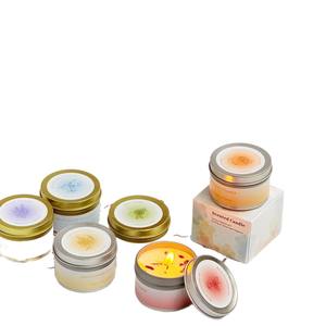 Bougie parfumée, cadeau pour femme, bougie à la cire de soja, aromathérapie naturelle avec fleurs séchées dans des boîtes réutilisables, cadeau relaxant pour un anniversaire - Product Image 5