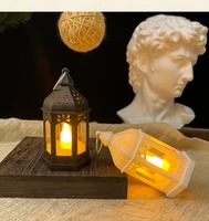 Lanterne LED miniature décorative de style européen en plastique, ornements suspendus de Noël, décoration de fête pour la maison, usine de décoration de vacances