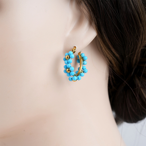 Pendientes de aro chapados en oro TAYOJINASO con cuentas de turquesa, joyería de uso diario para mujer de estilo bohemio - Product Image 3