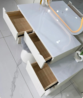 Ensemble coiffeuse blanc crème économique avec miroir éclairé, design moderne, rangement, table de maquillage en bois pour chambre, panneau d'hôtel