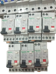 Interruptor de Circuito en Miniatura 1P16-25, 1 Polo, 16-25A, Dispositivo de Seguridad Eléctrica, Montaje en Riel DIN - Product Image 1