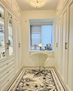 Dormitorio de lujo compuesto de madera maciza de roble americano europeo, sala de estar, guardarropa, armario grande - Product Image 6