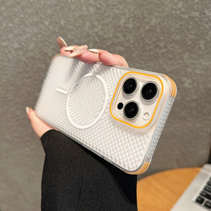 เคสโทรศัพท์แบบวงแหวนแม่เหล็กทรงกลม ระบายความร้อนด้วยวัสดุ PC รังผึ้งใหม่ สำหรับ 14/15/16 Pro/Pro Max - Product Image 5