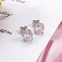 Boucles d'oreilles de joaillerie fine en argent/or 10k/14k/18k avec moissanite 0,5 ct et diamant de laboratoire, boucles d'oreilles clous fines pour femmes