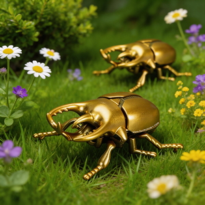Jouet à remonter en forme de coléoptère rhinocéros, insecte en plastique à mécanisme à ressort, cadeau souvenir éducatif sur le thème de la faune pour enfants et fêtes - Product Image 1