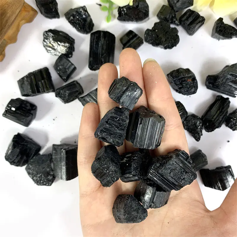 New Products High Quality Natural Crystal Healing Stone Black Tourmaline Small RawStone for Gifts
