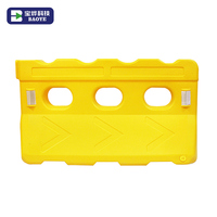 Barrera de Seguridad Vial de Plástico HDPE Baoye, Modelo B-022-02, 760 mm de Altura, 1400 mm de Ancho, Reflectante Prismática de Alta Intensidad