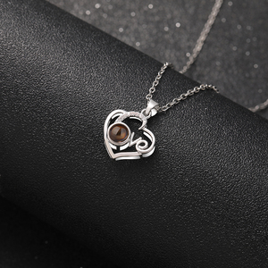 Colliers de projection d'images personnalisés pour femmes, pendentifs tendance « Je t'aime » en 100 langues, bijoux en laiton avec chaîne à maillons - Product Image 4
