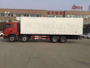 Camion frigorifique HOWO 8X4 25 tonnes, camion <span class=keywords><strong>congélateur</strong></span> pour le transport de viande et de poisson, fourgon frigorifique, nouvelle chambre froide mobile - Product Image 2