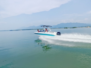 Bateau de pêche FLIT de 19 pieds (5,8 m) à coque en fibre de verre multifonctionnel, bateau de plaisance rapide avec moteur - Product Image 2