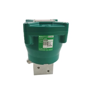 Électrovanne à commande directe en acier inoxydable NPTF 1/4 NF8327B002 - Product Image 1