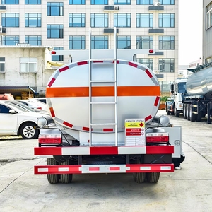 Camión <span class=keywords><strong>cisterna</strong></span> <span class=keywords><strong>de</strong></span> combustible <span class=keywords><strong>de</strong></span> 6000 litros con volante a la derecha, exportación a Jamaica - Product Image 2