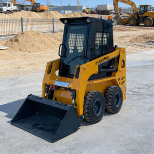 Cargadora Compacta SQMG25, Máquina Industrial con Ruedas y Operación Hidráulica Piloto, Bomba de Pistones de Circuito Abierto - Product Image 1