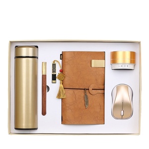 2022 New Trend 6 in 1 Electronic Gadget Cosmetic Gift Set Christmas Set Gift Vaccum Thermo Flask Gift Set