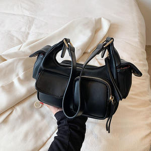 Fabricant de sacs multi-poches Hottie Style Ladies Bags Medium Women Shoulder Crossbody Compartment Bag - Product Image 6