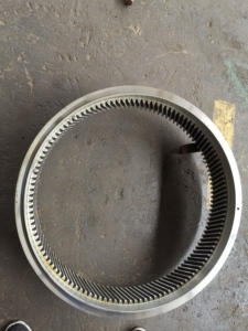 Oem Engrenage intérieur à anneau interne hélicoïdal de haute qualité Dents intérieures Pignon forgé Engrenage hélicoïdal interne en fonte - Product Image 4