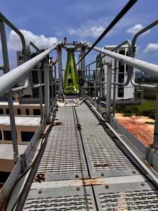 Grúa Torre Zoomlion WA6015 8A 2021, Color Verde Aurora, 4 Estaciones Individuales, Altura 40m, Radio de Trabajo 60m, Motor de Elevación con Caja de Cambios - Product Image 2