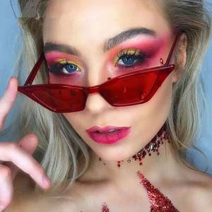 Gafas de Sol de Moda Vintage para Mujer, Montura Pequeña, Gafas de Sol Rojas de Ojo de Gato, Gran Venta 2019 - Product Image 1