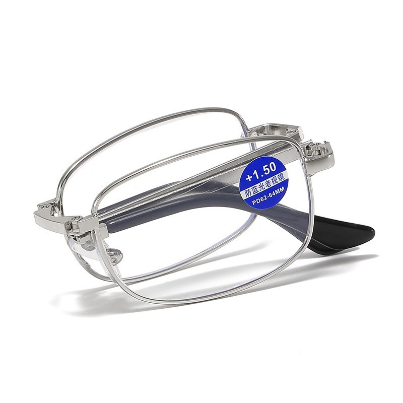 สีเงินพร้อมเคส