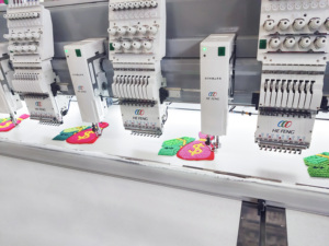 Máquina de Bordar Computarizada de 20/22/24 Cabezas para Chenilla Mixta, Producción de Fábrica con Computadora Dahao Mate A9 - Product Image 6